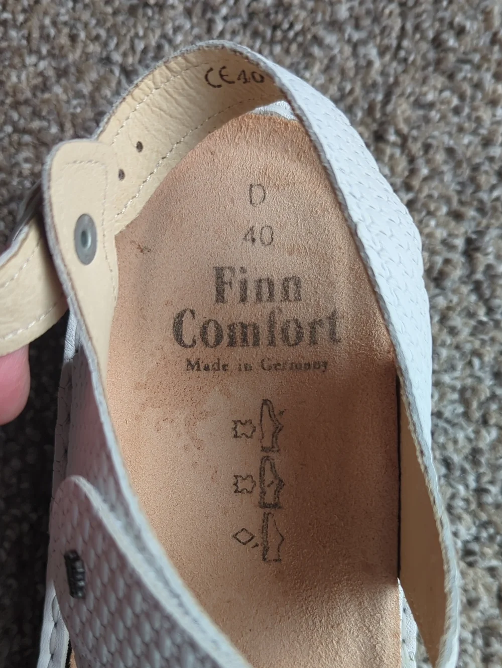 Finn Comfort White Leather Gomera Sandal